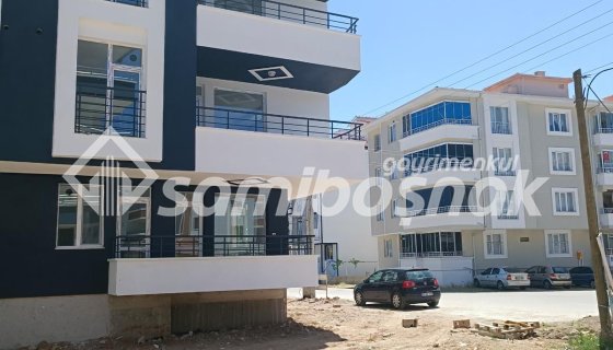 Kırşehir Yenice Mahallesinde Satılık 3+1 Daire – Yeni, Köşe Konumlu ve Yatırıma Uygun